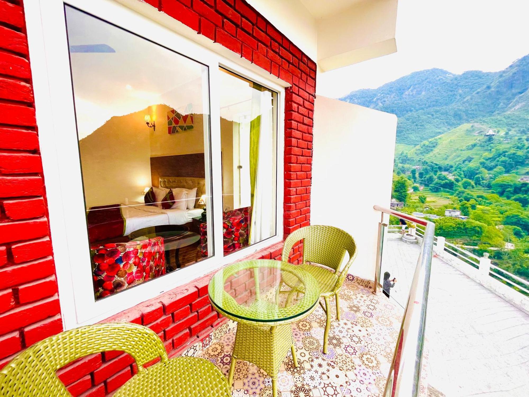 The Kempty Osasis - A Boutique Resort With Scenic Mountain View In Mussoorie Exterior photo